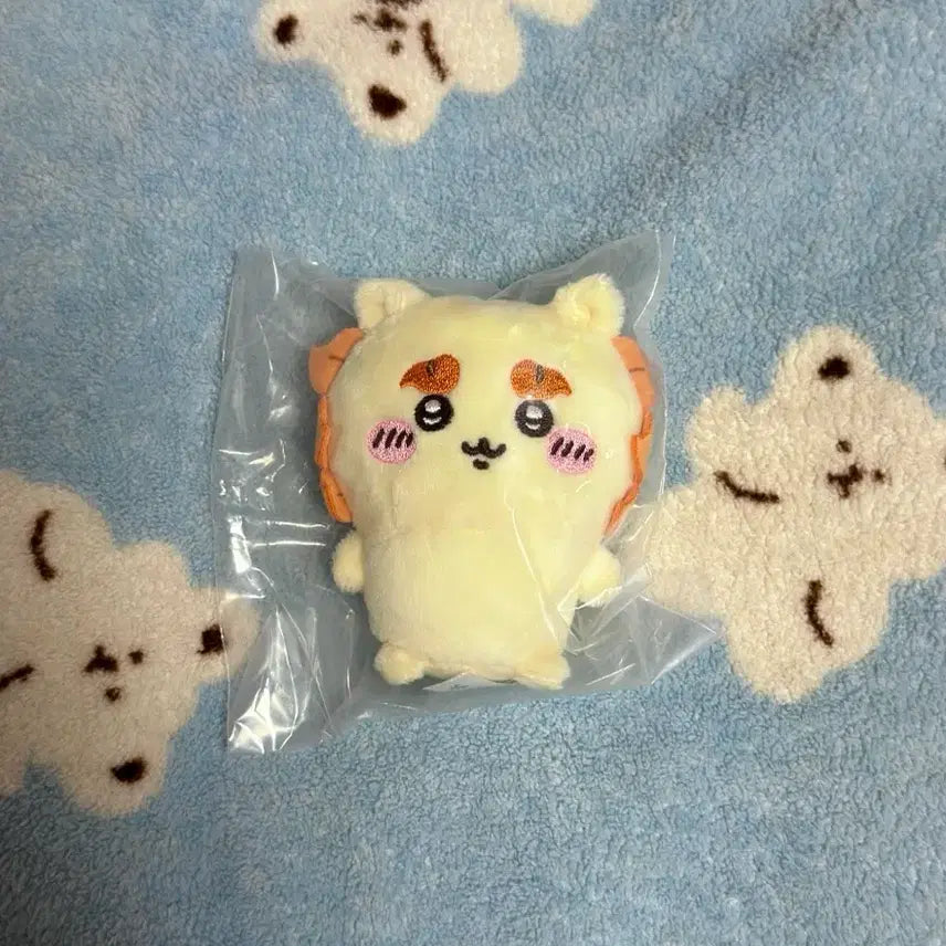 [BUNJANG] Chiikawa Osowari Seated Plush Gacha / 치이카와 오스와리 앉은 누이 가챠 시사