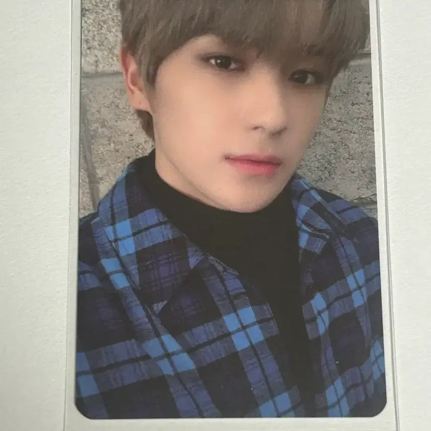 [BUNJANG] The Boyz HyunJae No Air Indie Air Photocard / 더보이즈 현재 노에어 인디에어 포토카드 포카