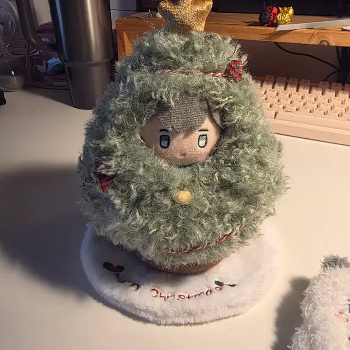 [BUNJANG] PLAVE Hamin Christmas Tree Plush Doll / 하민 트리 팔아요~ ( 플레이브 플뿌 하민 인형 앨범 )