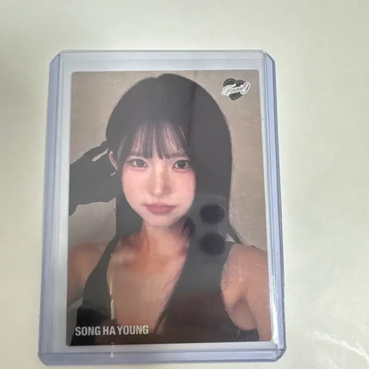 [BUNJANG] fromis_9 Terrapin Song Hayoung Selfie Limited Edition 99 / 프로미스나인 테레카 송하영 셀피 99한정