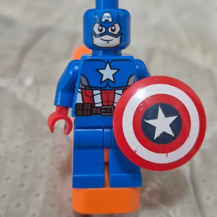 [BUNJANG] LEGO Marvel Captain America Minifigure 76017 / 레고 마블 캡틴 아메리카 미니피규어 76017