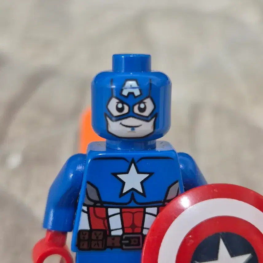 [BUNJANG] LEGO Marvel Captain America Minifigure 76017 / 레고 마블 캡틴 아메리카 미니피규어 76017