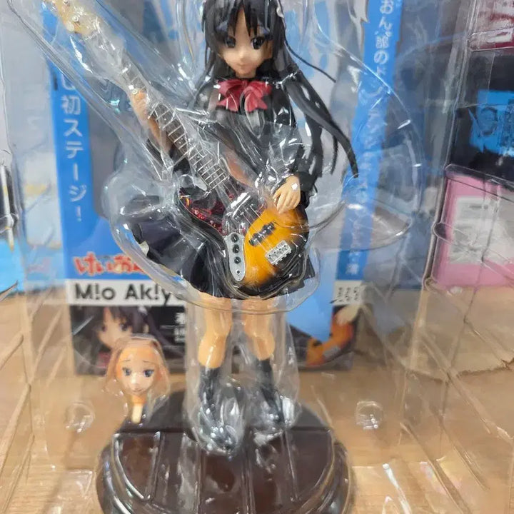 [BUNJANG] K-On! Mio Akiyama School Festival Ver. 1/8 Scale Figure / 케이온 미오 학원제  UPlark 1/8 스케일 피규어 (미오 학원제)