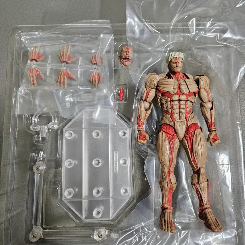 [BUNJANG] Revoltech Armored Titan / 리볼텍 갑옷거인
