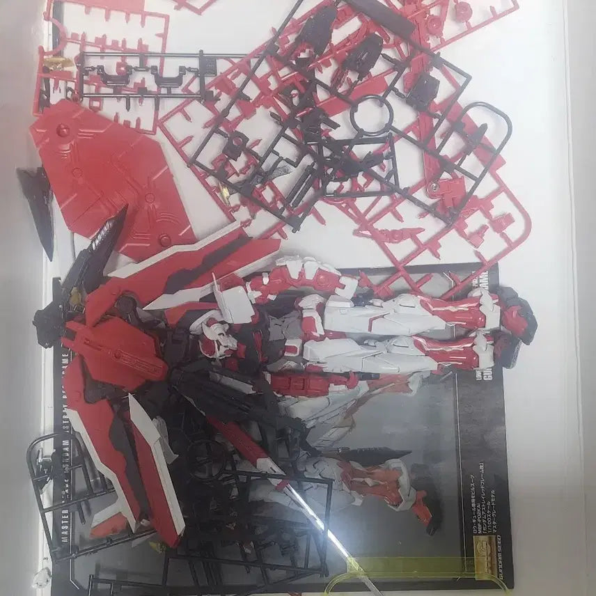 [BUNJANG] MG Gundam Astray Red Frame Kai Model Kit / MG 건담 아스트레이 레드프레임 개량형