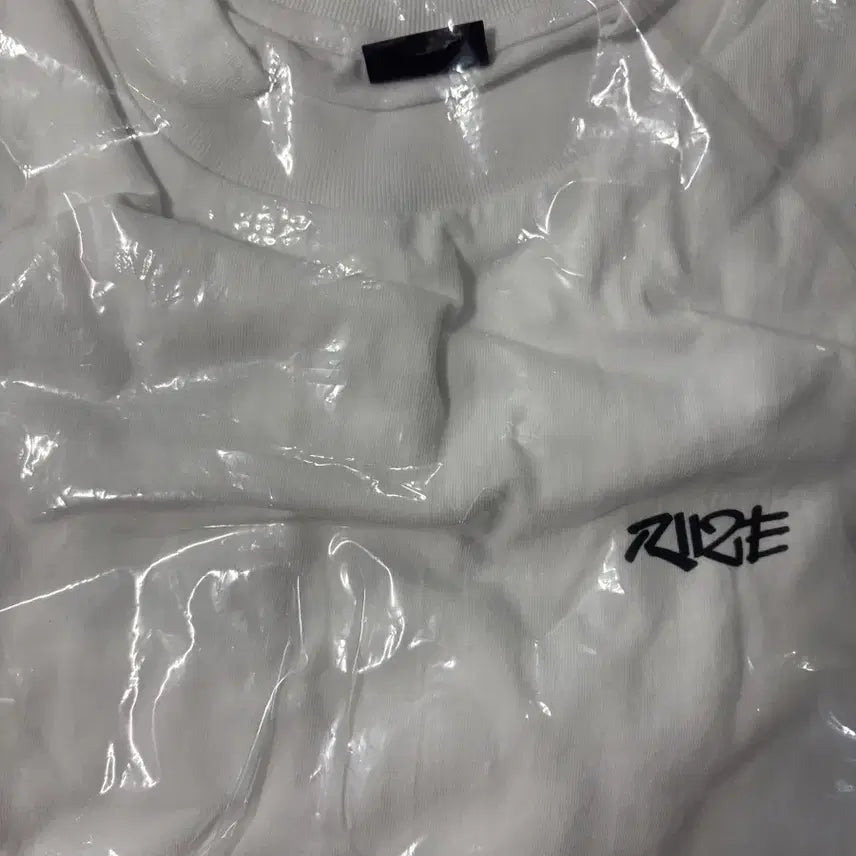 [BUNJANG] RIIZE Unsealed Long Sleeve (Photocard Not Included) / [마지막 가격내림] 라이즈 미개봉 롱슬리브 포카 미포함
