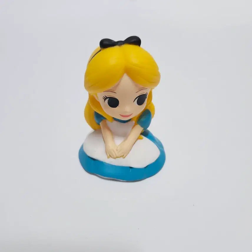 [BUNJANG] Bandai Disney Alice Figure / 디즈니 앨리스 반다이 피규어