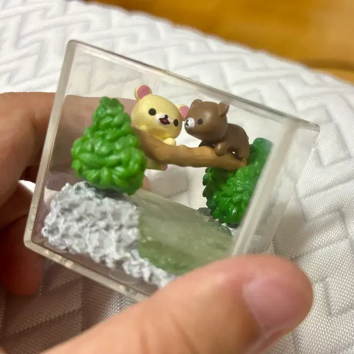 [BUNJANG] Rilakkuma Honey Forest Terrarium Series (Discontinued, Opened Display Item) / 리락쿠마 벌꿀 숲의 테라리움 시리즈 (단종, 개봉 전시품)