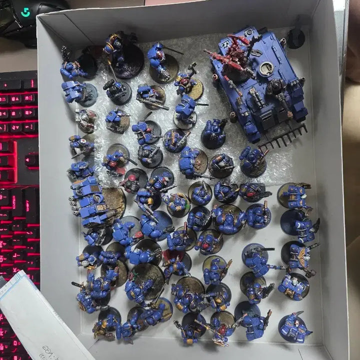 [BUNJANG] Warhammer 40,000 Space Marines Miniature Figures Bundle Set / 워해머 40K 스페이스 마린 미니어처 피규어 일괄