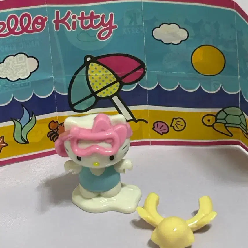 [BUNJANG] Hello Kitty Kinder Joy Figure / 헬로키티 킨더조이 피규어