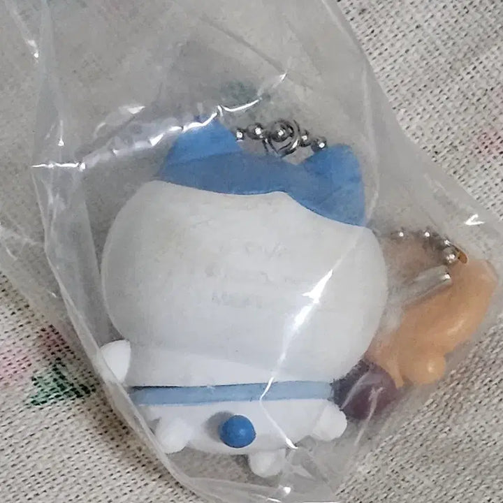 [BUNJANG] Monzakwi Kakao Friends Collaboration Hachiware Keyring / 먼작귀 카카오프렌즈 콜라보 하치와레 키링