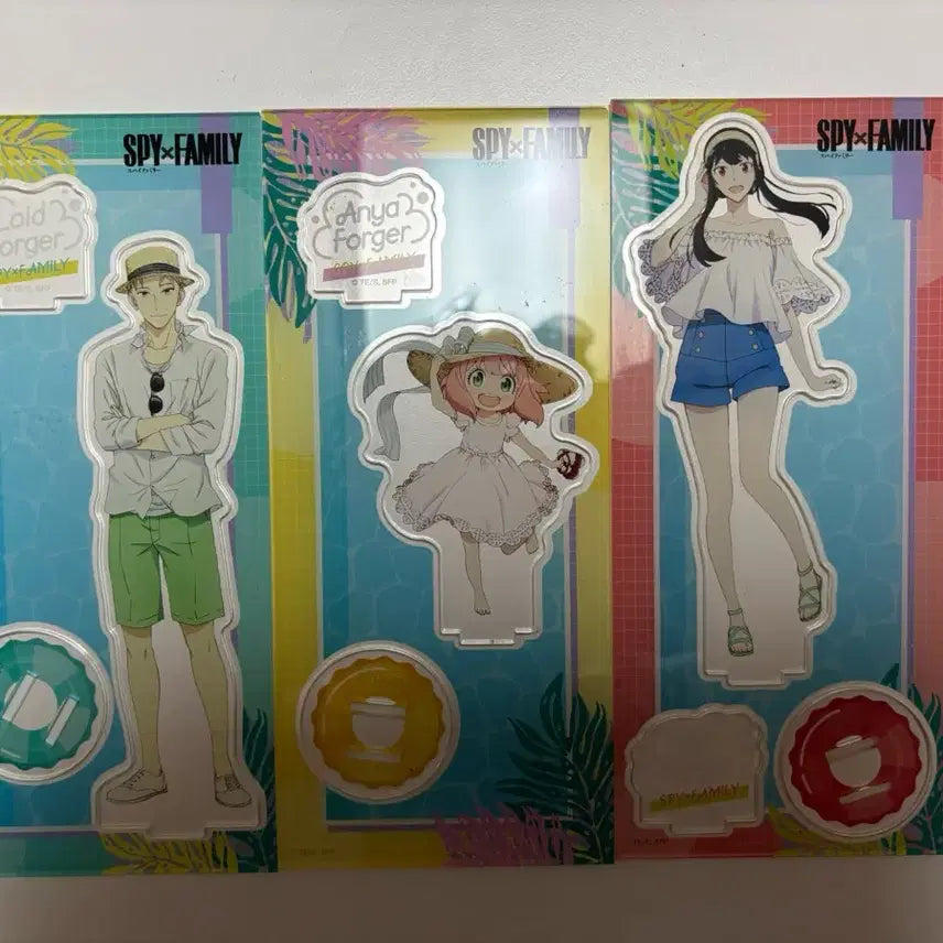 [BUNJANG] Spy x Family Beach Acrylic Stand Bundle Set / 스파이 패밀리 해변 아크릴 스탠드 일괄판매