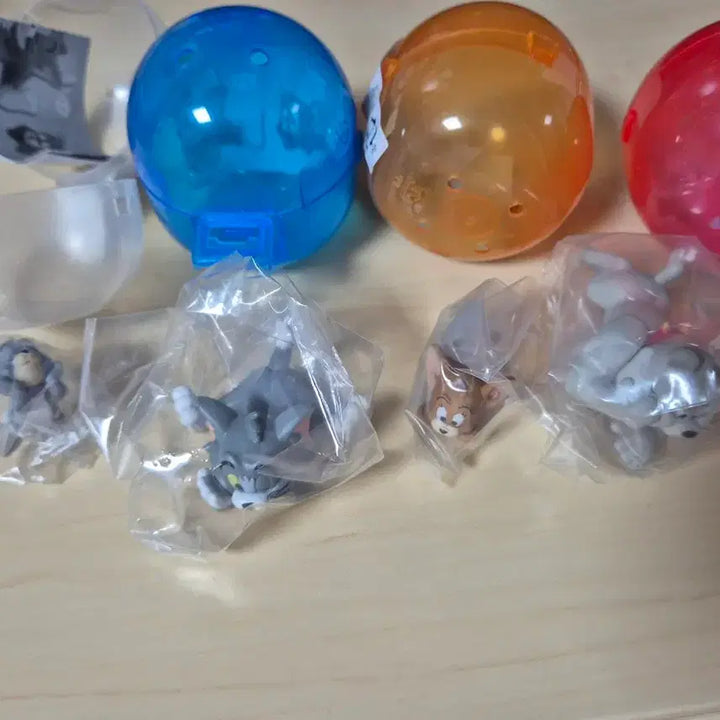 [BUNJANG] Tom and Jerry Laughing Together 4-Piece Gacha Set / 새상품 톰과 제리 하하하 함께 웃는 4종 가챠 세트 터피