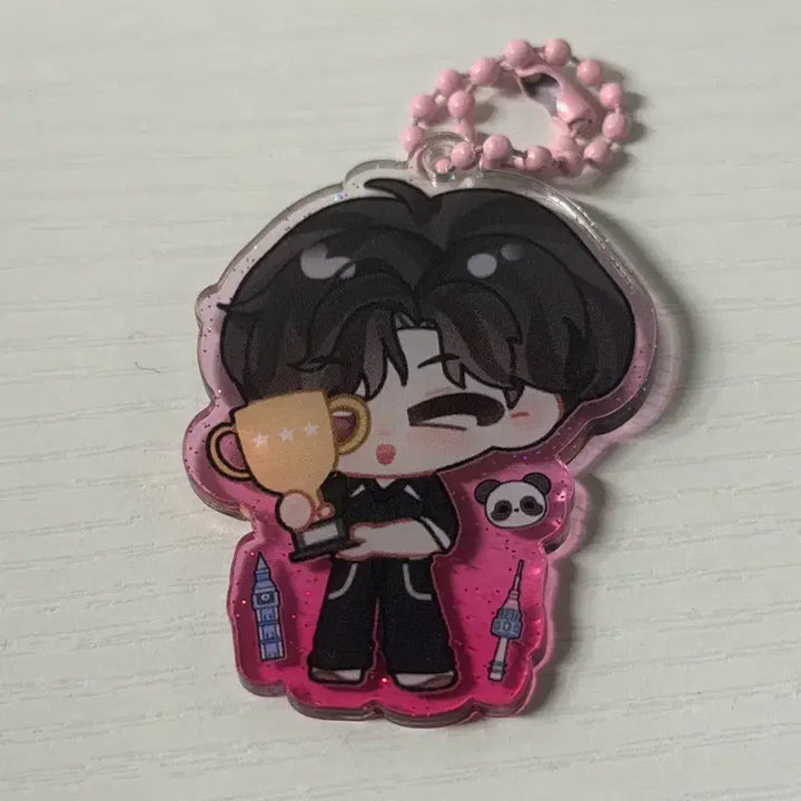 [BUNJANG] KumaYusi Acrylic Stand + Keyring Bundle Set / 일괄) 구마유시 아크릴스탠드+키링 판매