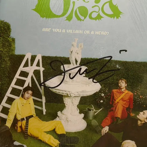 [BUNJANG] Xdinary Heroes Gunil Signed Overload Album / 엑스디너리히어로즈 오버로드 XdinaryHeroes 건일 싸인앨범