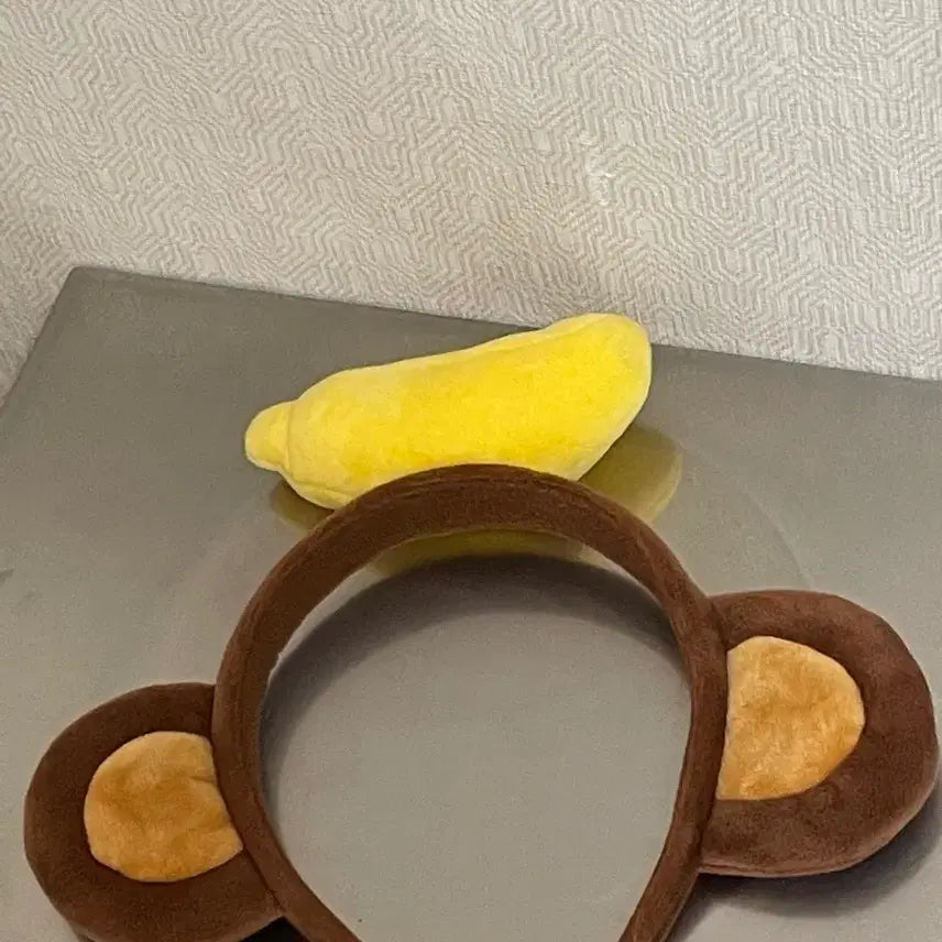 [BUNJANG] Banana Monkey Headband / 롯데월드 바나나 원숭이 머리띠