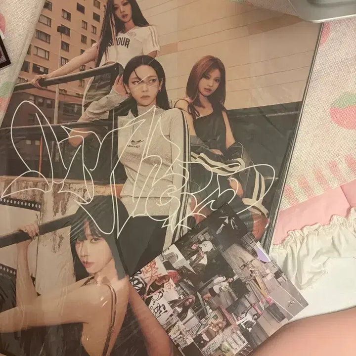 [BUNJANG] Aespa MY WORLD Album Spicy MY WORLD / 에스파 myworld 앨범 스파이시 마이월드