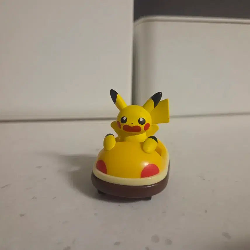 [BUNJANG] Pokemon Pikachu Bumper Car Figure / 포켓몬스터 범퍼카 피카츄 피규어 판매