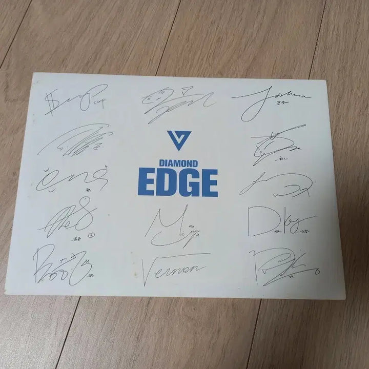[BUNJANG] Seventeen Diamond Edge Concert Red Mailbox Postcard Set / 세븐틴 다이아몬드 엣지 콘서트 빨간 우체통 엽서 편지 양도