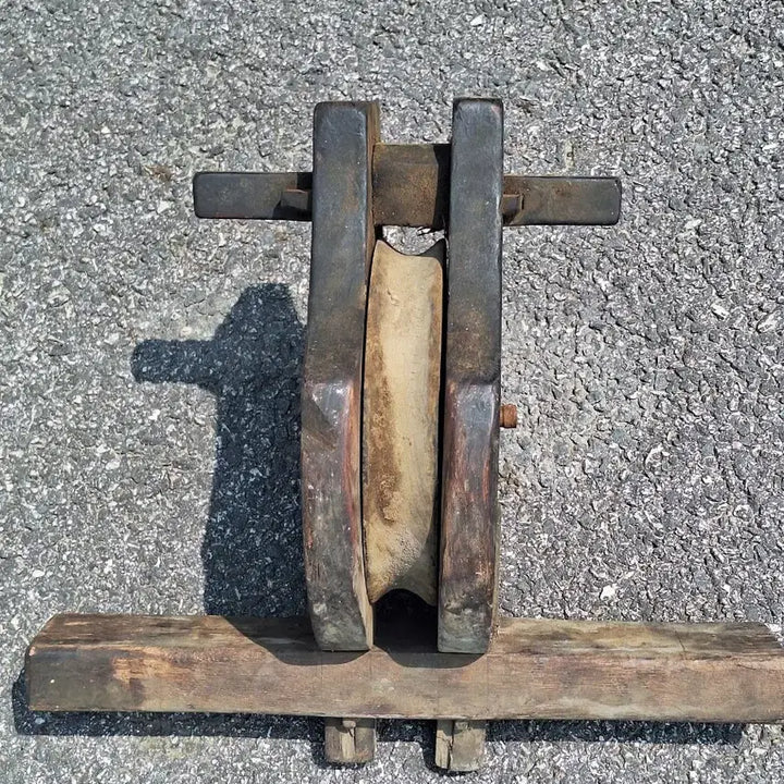 [BUNJANG] Antique Zelkova Wood Pulley - Large Folk Art Collectible / 근대사 수집 자료 옛날 민속품 원목나무 느티나무 도루레