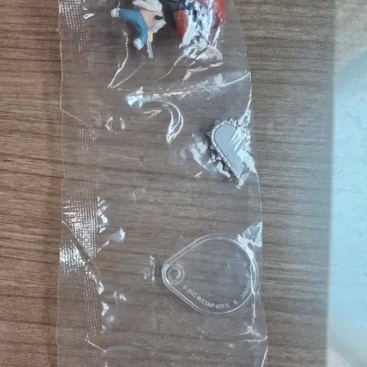 [BUNJANG] Chainsaw Man Sealed Standing Gacha Figure / (미개봉) 체인소맨 스탠딩 가챠 피규어