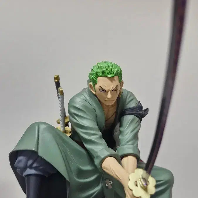 [BUNJANG] One Piece Zoro Figure / 원피스 조형왕 조로 피규어 판매합니다
