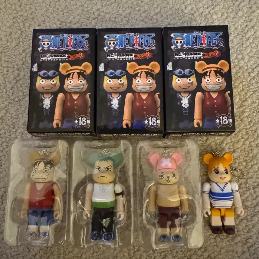 [BUNJANG] Bearbrick One Piece Unbreakable Luffy, Zoro, Chopper, Nami / 베어브릭 원피스 언브레이커블 (루피,조로,쵸파,나미)