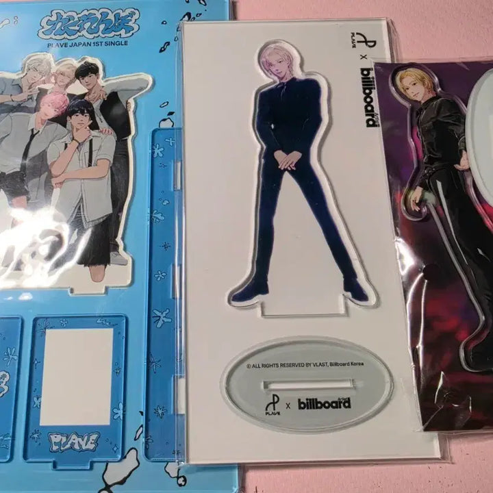 [BUNJANG] PLAVE Noah Acrylic Stand Diorama Bundle Set / 플레이브 노아 아크릴 스탠드 굿즈 디오라마 육여름 gs25 기다릴게 대시