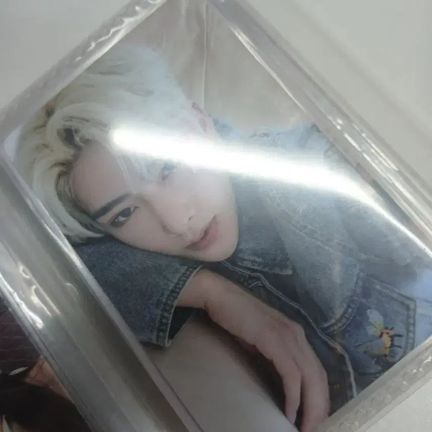 [BUNJANG] ZB1 Ricky Clean Hansung Photocard / 제베원 앤더블 리키 클린향슨 포카