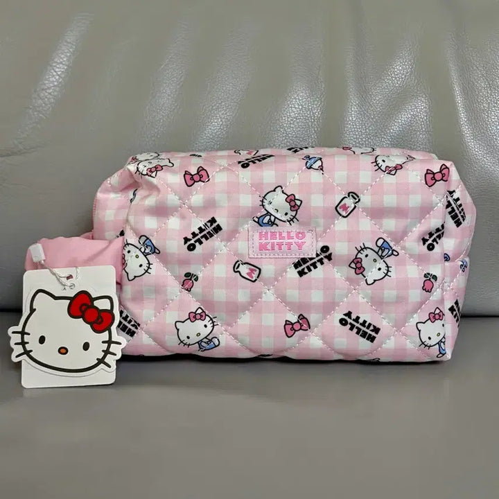 [BUNJANG] Sanrio Hello Kitty Pink Plaid Pouch Bag / 산리오 헬로키티 핑크색 체크무늬 파우치 백
