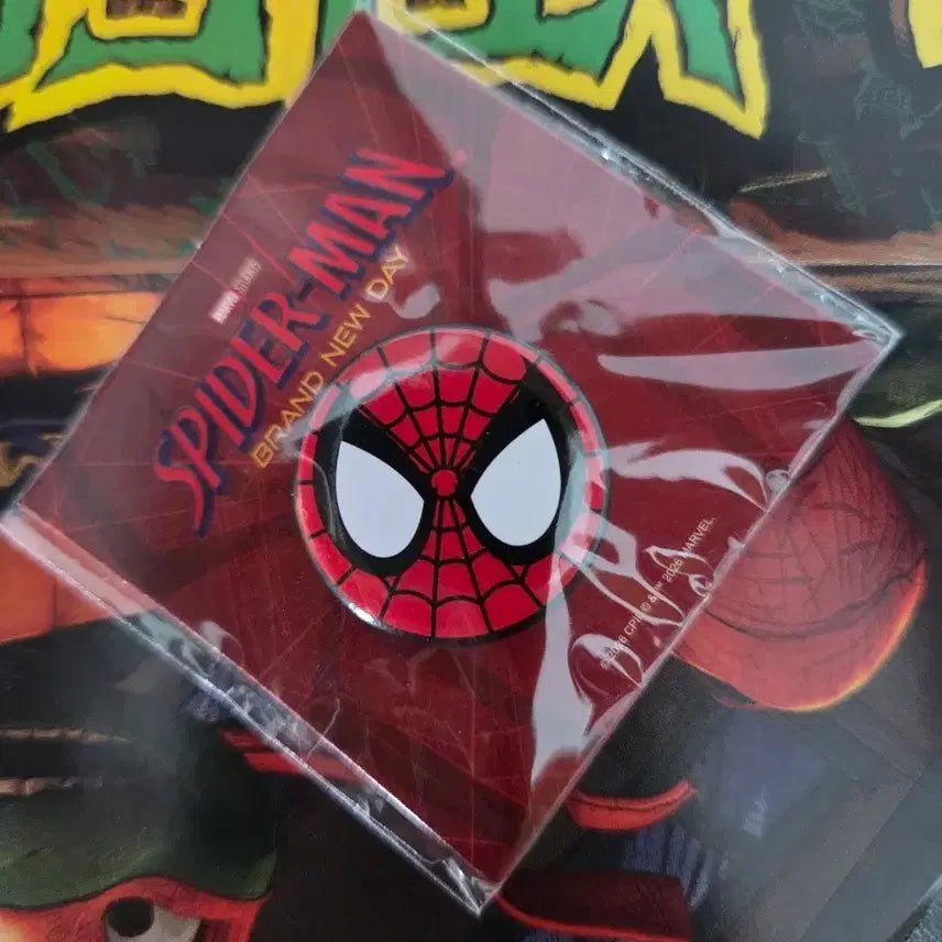 [BUNJANG] Spider-Man Pin Badge / 스퍼이더맨 핀 뱃지