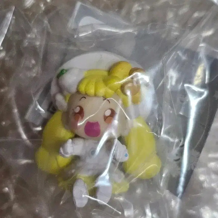 [BUNJANG] Sanrio Remi Gacha Magical Doremi Witchy Remi Figure / 산리오 레미 가챠 하나 오자마녀도레미 꼬마마법사레미
