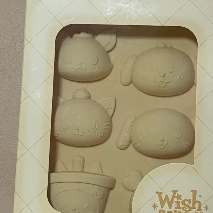 [BUNJANG] NCT WISH Bakery Silicone Mold Sealed / 엔시티위시 베이커리 실리콘 몰드 미개봉