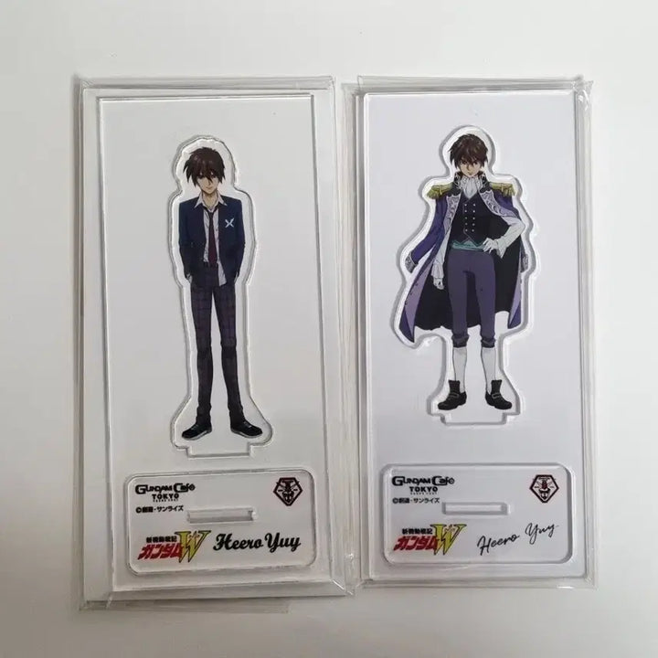 [BUNJANG] Gundam Wing Heero Yuy Acrylic Stand Set / 건담w 윙 건담카페 히이로 아크릴스탠드 2종 일괄 판매