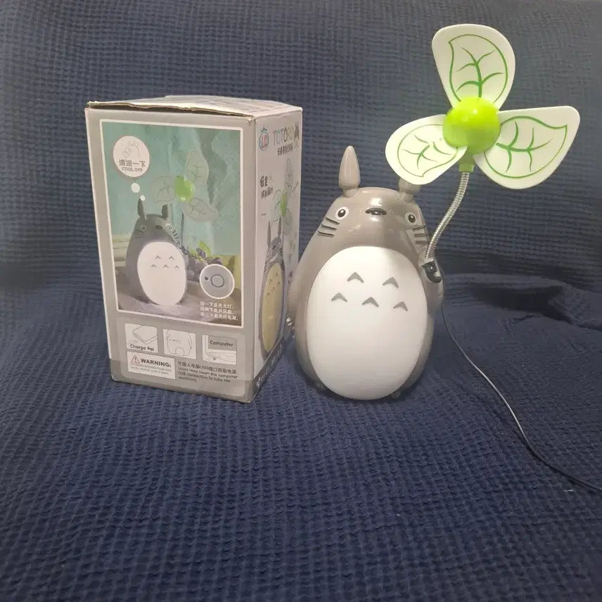[BUNJANG] Studio Ghibli My Neighbor Totoro USB Rechargeable Fan with Mood Light / [새상품][지브리][이웃집토토로] USB 충전식 바람개비 무드등