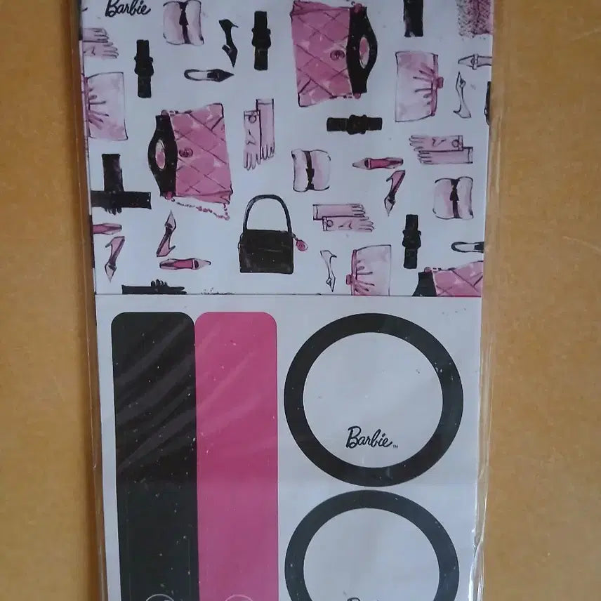 [BUNJANG] Vintage Barbie Illustration Gift Wrapping Paper Bag Sealed New / 고전 바비 일러스트 선물 포장 종이백 미개봉 새상품