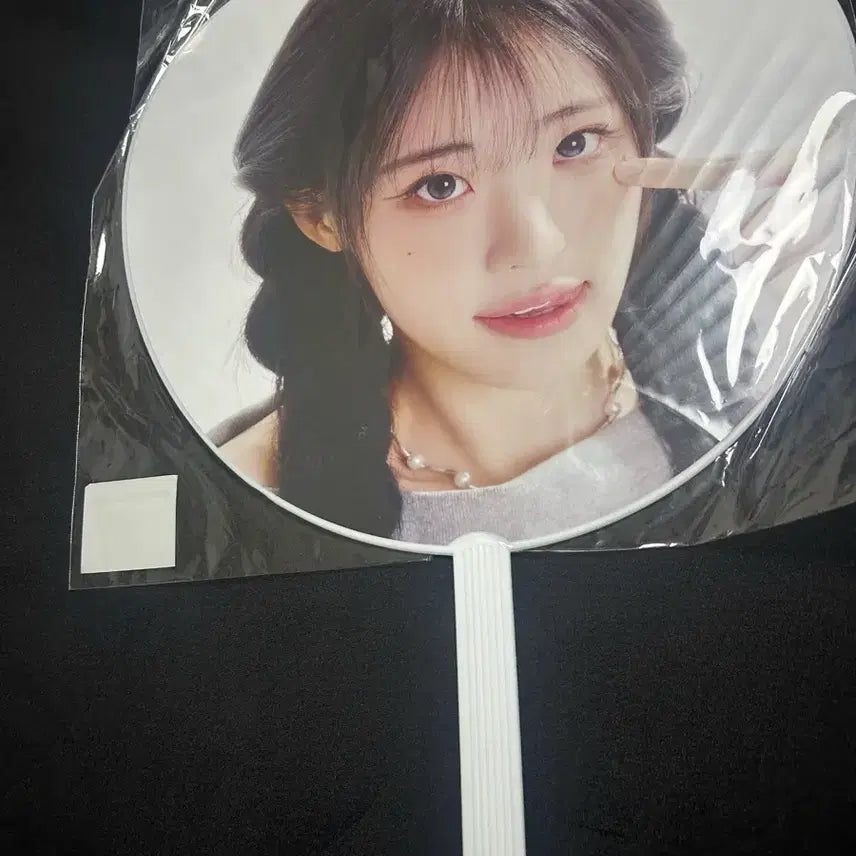 [BUNJANG] QWER Hina Official Uchiwa Japan Rakuton Concert / QWER 히나 공식 우치와 일본 락케이션 콘서트
