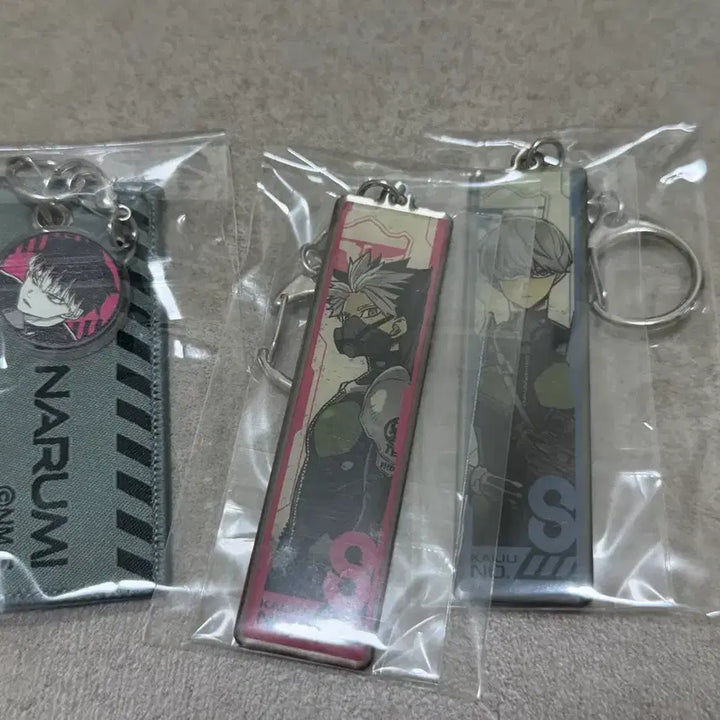 [BUNJANG] Kaiju No. 8 Narumi Keyring / 괴수8호 나루미 원화 키링
