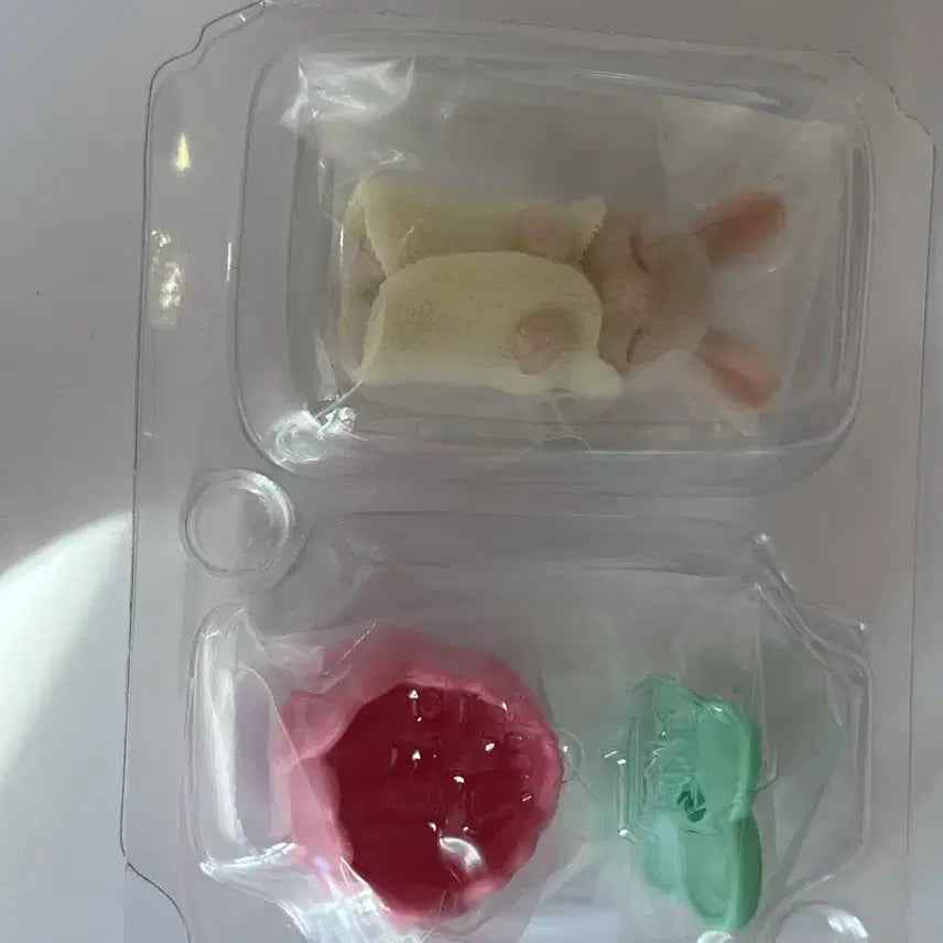 [BUNJANG] Sylvanian Families Baby Flower Garden Blind Pack Secret Milk Rabbit / 실바니안 아기 꽃밭 블라인드팩 시크릿 밀크토끼