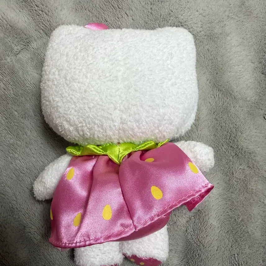 [BUNJANG] Ichigo Hello Kitty Strawberry "Gyaru" Plush Doll / 키티 이치고 인형 딸기키티 미소녀 갸루 방꾸