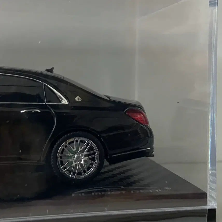 [BUNJANG] Almostreal Brabus Maybach Rocket 900 / 올모스트리얼 브라부스 마이바흐 Rocket 900