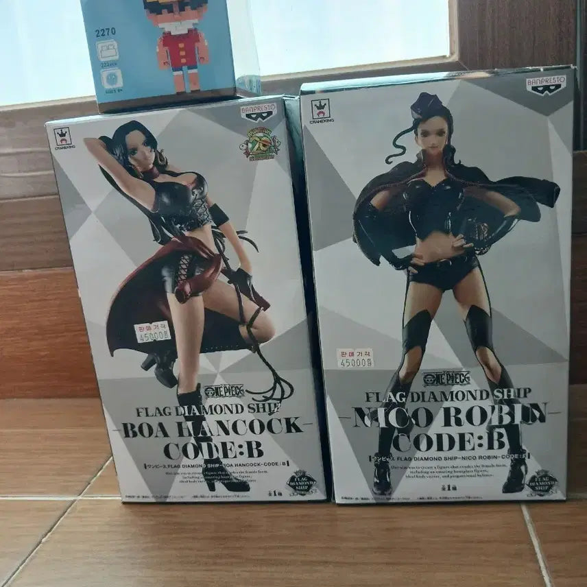[BUNJANG] One Piece Boa Hancock &amp; Nico Robin Flag Diamond Ship Figures / 보아핸콕, 니코로빈 플래그 다이아몬드 쉽 피규어
