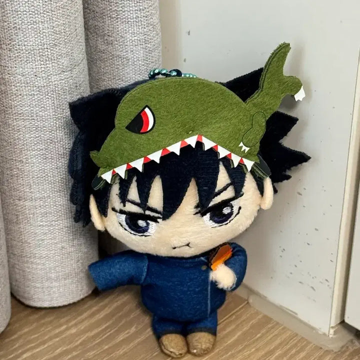 [BUNJANG] Universal Studios Japan Jujutsu Kaisen Collaboration Megumi Plush Keychain / 유니버셜스튜디오 재팬 주술회전 콜라보 메구미 인형 키링