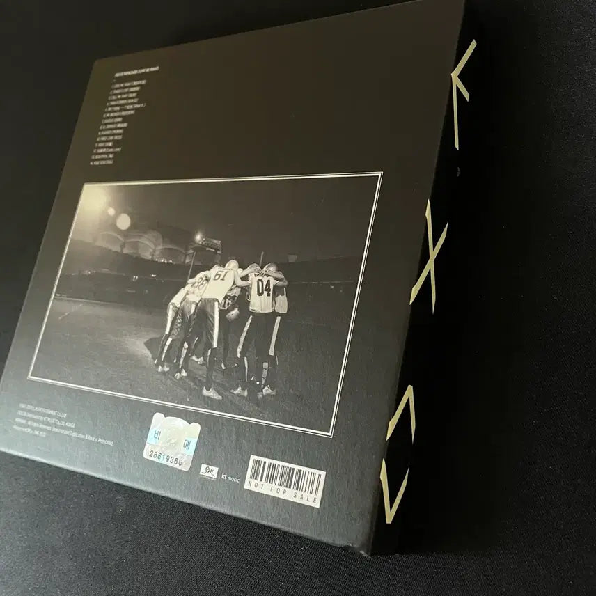 [BUNJANG] EXO Love Me Right Promotional Album (Chinese Version) / 엑소 Love me right 럽미라잇 앨범 비매 (Chinese)