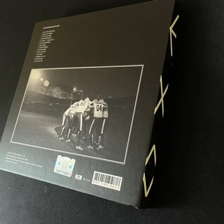 [BUNJANG] EXO Love Me Right Promotional Album (Chinese Version) / 엑소 Love me right 럽미라잇 앨범 비매 (Chinese)
