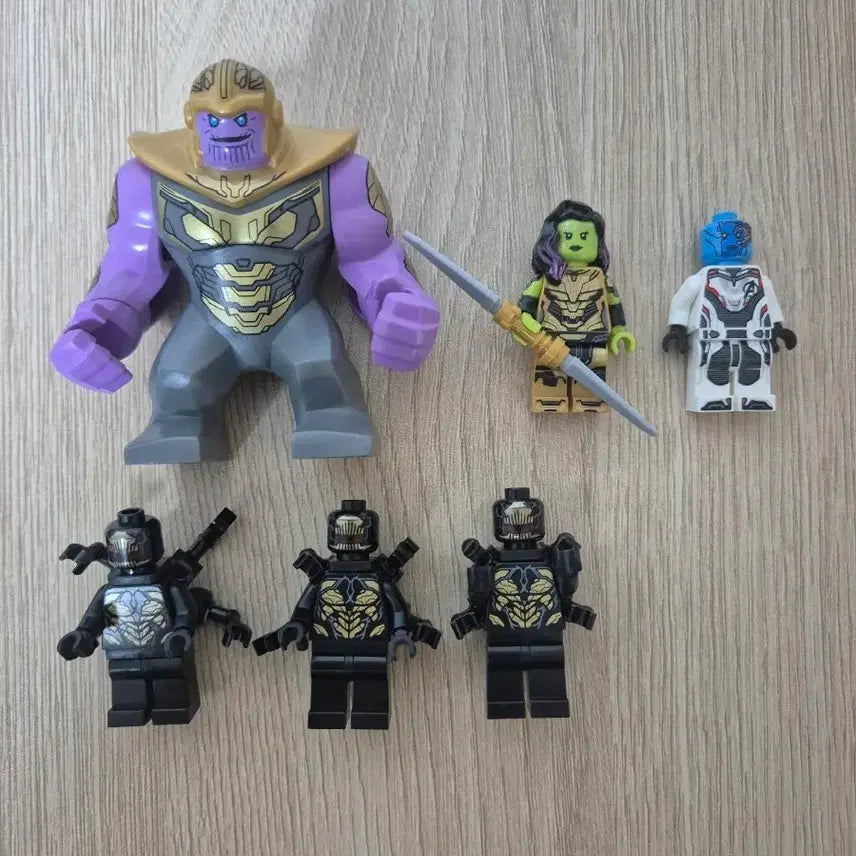 [BUNJANG] LEGO Marvel Avengers Thanos Figure Set / 레고 마블 어벤져스 타노스 피규어
