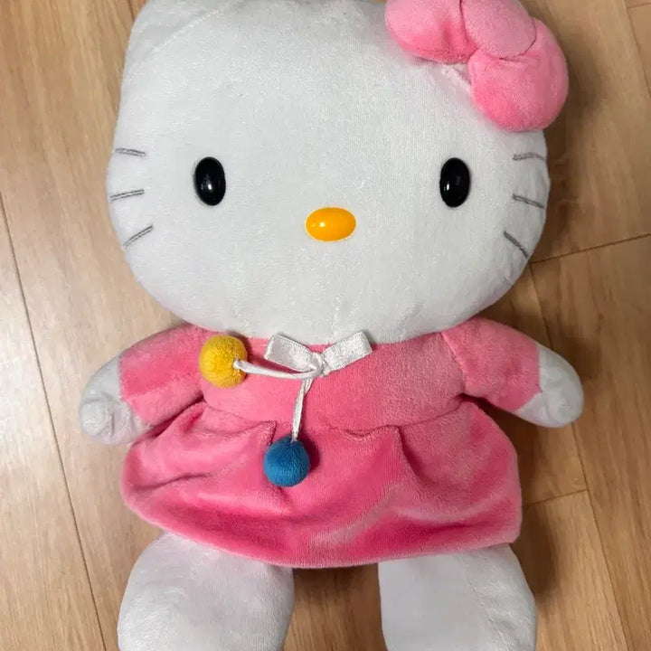 [BUNJANG] Hello Kitty Plush Doll / 헬로키티 인형 (정품)