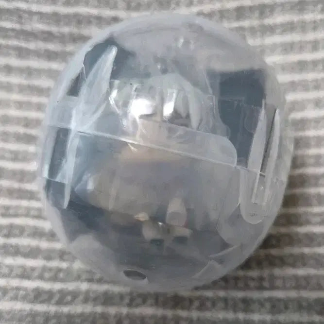 [BUNJANG] Inuyasha Gacha Figure Keychain Sesshomaru (Sealed) / 이누야샤 대롱 가챠 피규어 키링 미개봉 셋쇼마루