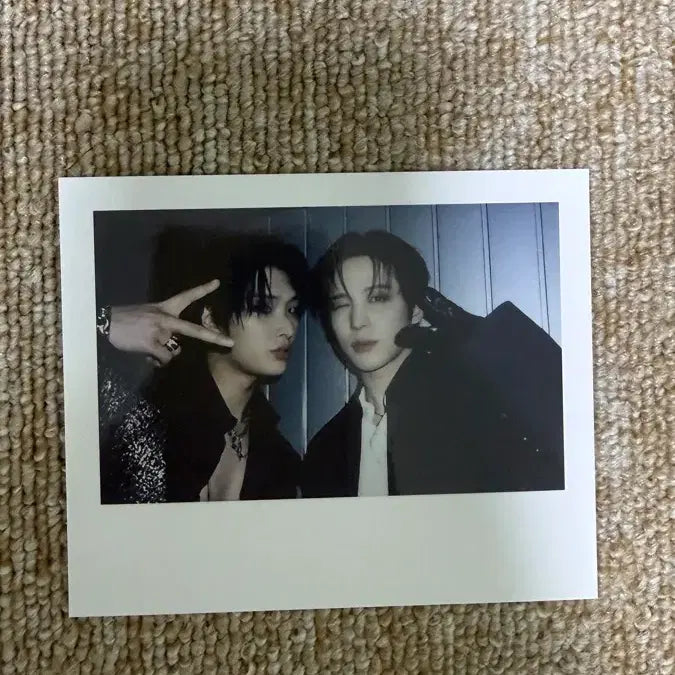 [BUNJANG] ATEEZ Twin Towers In Your Fantasy POB Polaroid / 에이티즈 트윈타워 미공포 폴라로이드