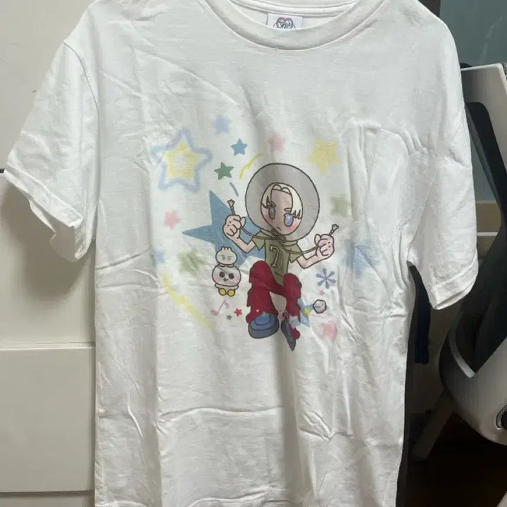 [BUNJANG] RIIZE Eunseok Character T-Shirt / 라이징데이 라이즈 은석 캐릭터 티셔츠